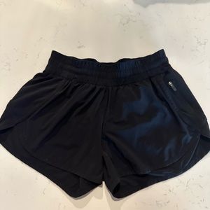 Lululemon shorts size 8